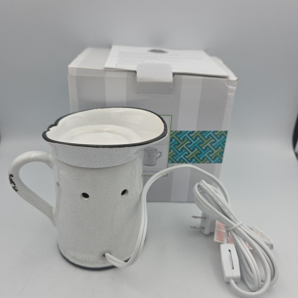 Scentsy Prairie Pitcher Wax Warmer No Bulb Rustic Farmhouse Discontinued